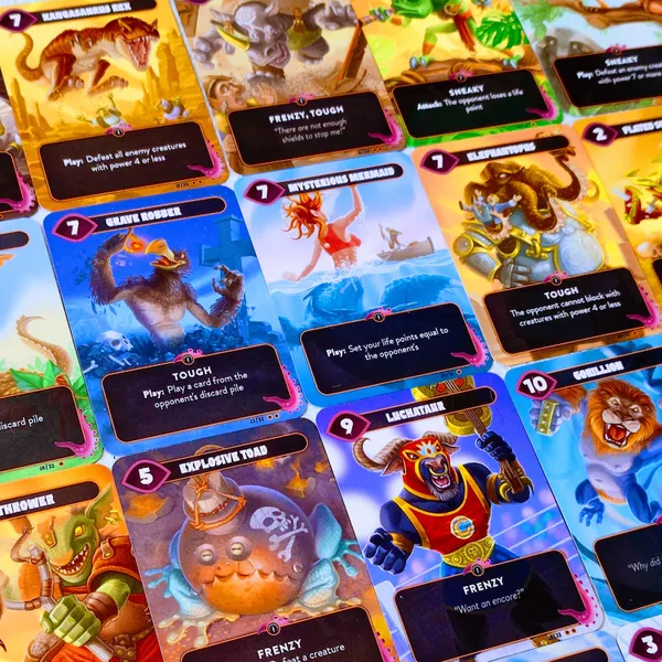 ボードゲーム「マインドバグ」のクリーチャーカード